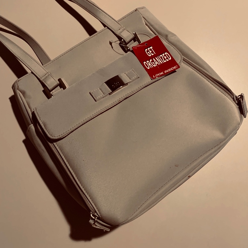 Croft & Barrow never used purse